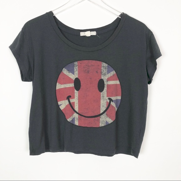 Forever 21 Tops - Forever 21 Happy Face Graphic Shirt